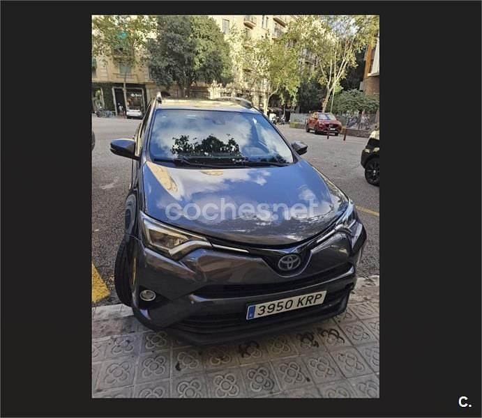 Gris / plata Usado 2018 Toyota RAV4 Hybrid Executive SUV | 20.800 € (Buen precio) - Imagen 1/4