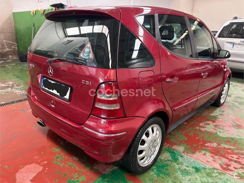 Usado Mercedes A170 Elegance 95 CV (69 kW) 2003 Rojo Monovolumen