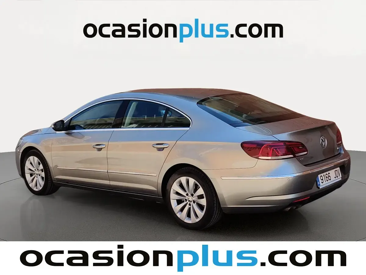 Usado VW CC 140 CV (102 kW) 2015 Gris Berlina