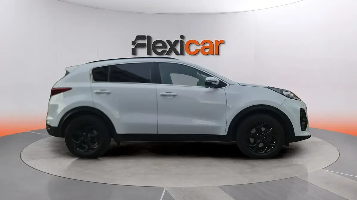 Usado Kia Sportage 136 CV (100 kW) 2021 Blanco SUV