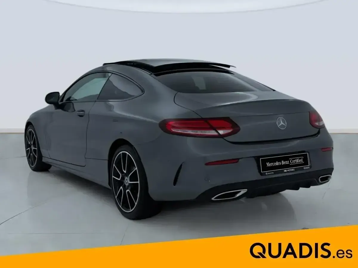 Usado Mercedes C220 194 CV (142 kW) 2022 Gris Coupe