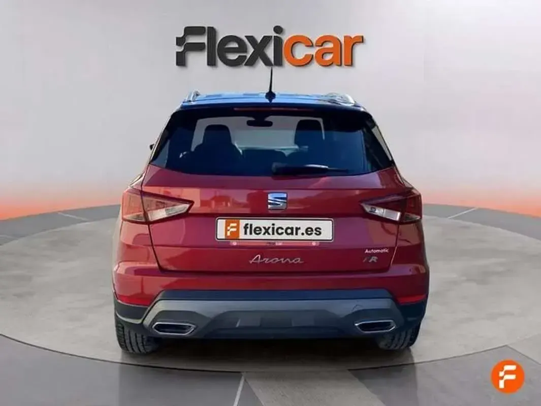Usado Seat Arona FR 150 CV (110 kW) 2023 Rojo SUV