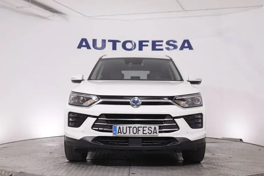 Usado SsangYong Korando 163 CV (119 kW) 2021 Blanco