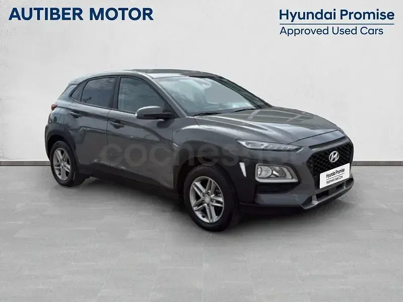 Usado Hyundai Kona 120 CV (88 kW) 2020 Gris / plata SUV