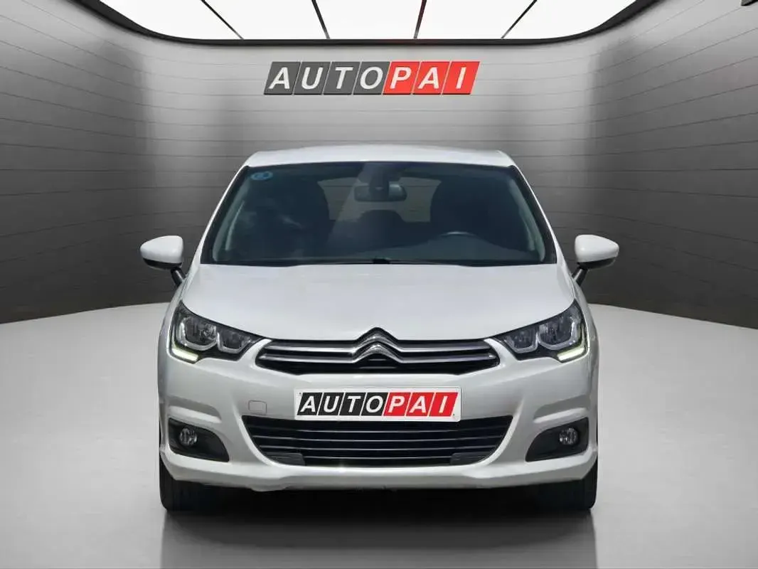 Usado Citroën C4 Live 99 CV (72 kW) 2017 Blanco Utilitario