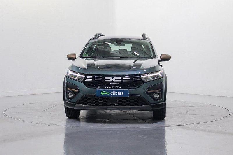 Usado Dacia Sandero Extreme 91 CV (66 kW) 2023 Verde Berlina