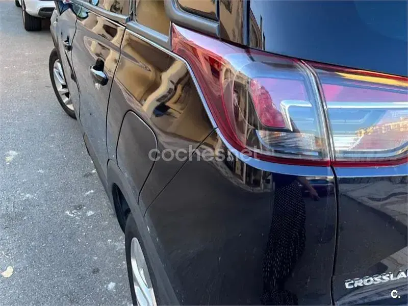 Usado Opel Crossland X Selective 130 CV (95 kW) 2018 Azul SUV