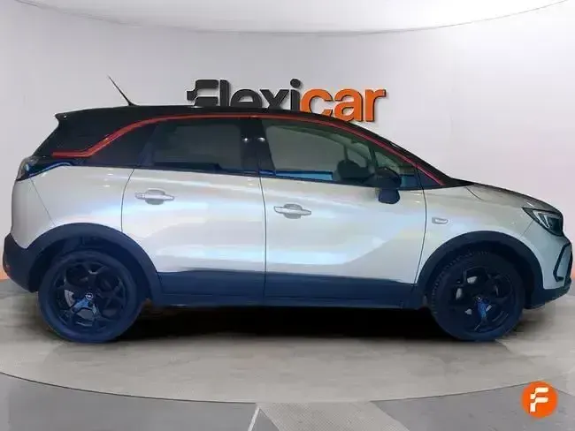 Usado Opel Crossland 110 CV (80 kW) 2023 Gris SUV
