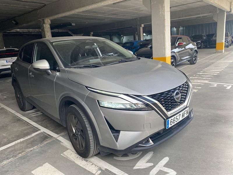 Usado Nissan Qashqai Acenta 140 CV (102 kW) 2023 Gris SUV