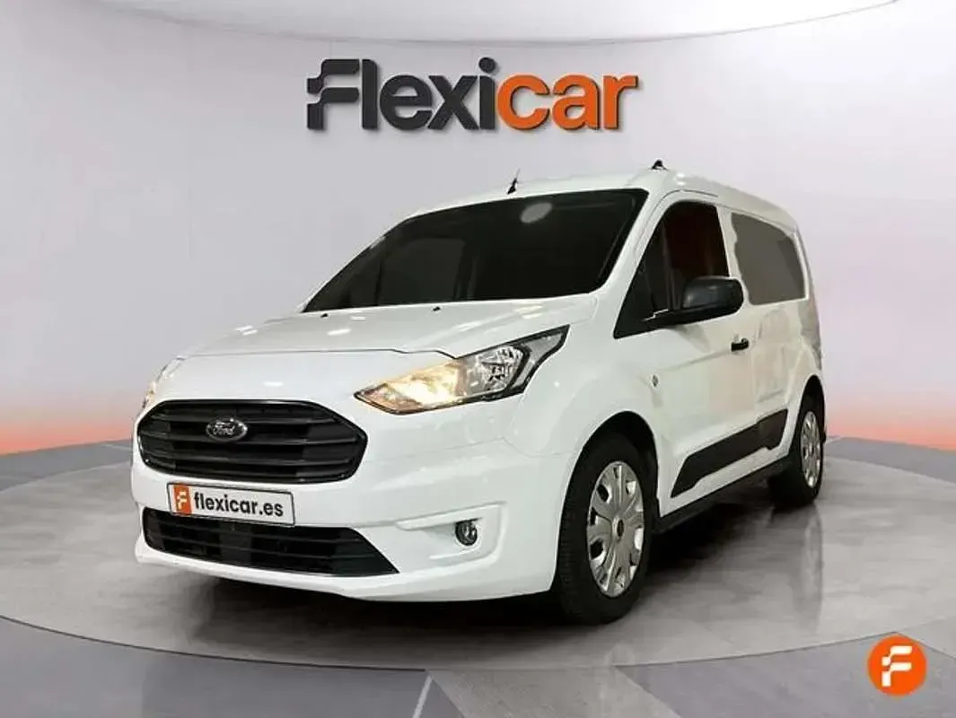 Usado Ford Transit 101 CV (74 kW) 2022 Blanco Familiar
