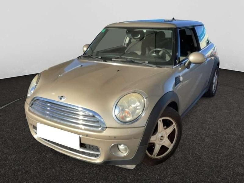Usado Mini Cooper D 110 CV (80 kW) 2007 Beige Utilitario