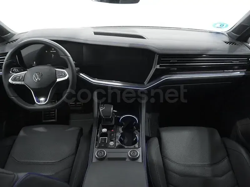 Usado VW Touareg R 462 CV (339 kW) 2025 Gris / plata SUV