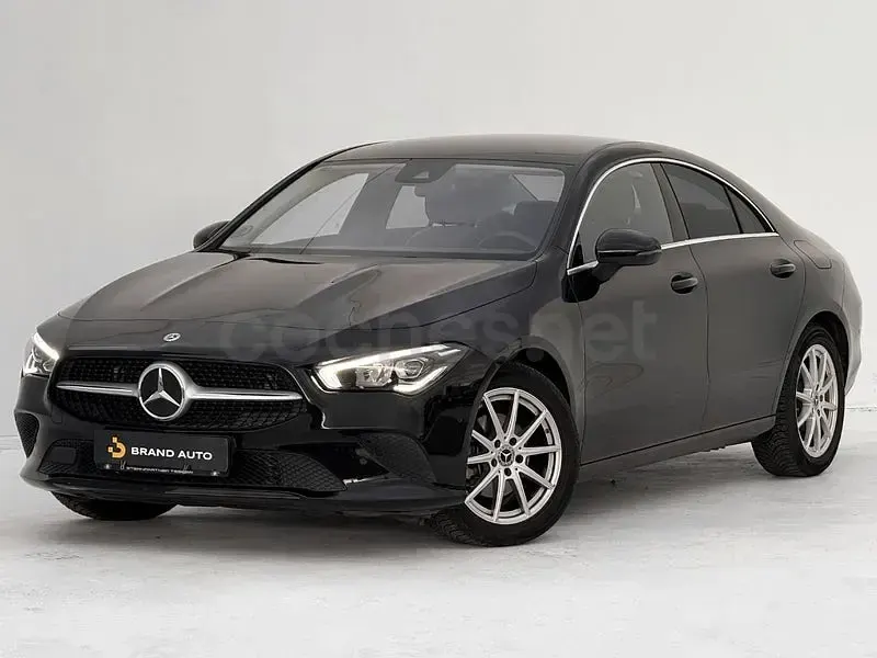 Usado Mercedes CLA180 136 CV (100 kW) 2023 Negro Berlina