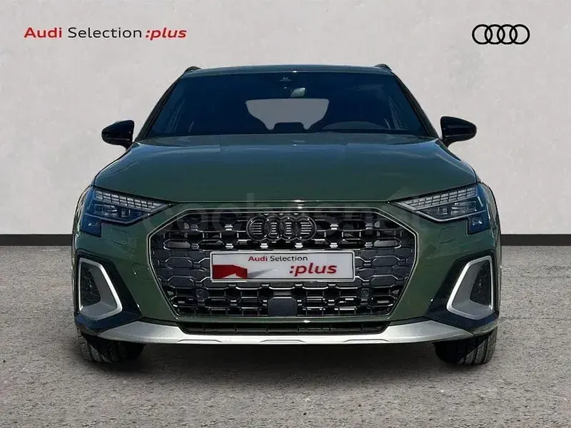 Nuevo Audi A3 150 CV (110 kW) 2026 Verde Berlina
