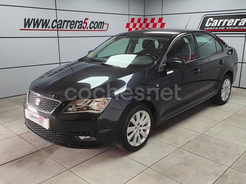 Usado Seat Toledo Style 105 CV (77 kW) 2013 Negro Berlina