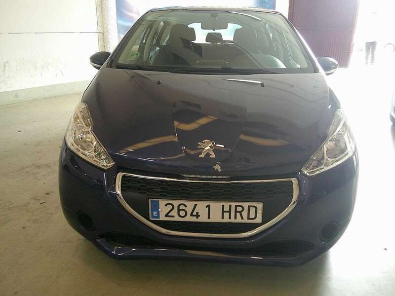Azul Usado 2013 Peugeot 208 Allure Utilitario | 4790 € (Super precio) - Imagen 1/4