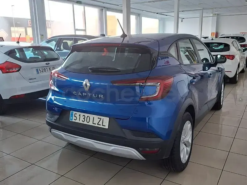 Usado Renault Captur Intens 90 CV (66 kW) 2022 Azul SUV