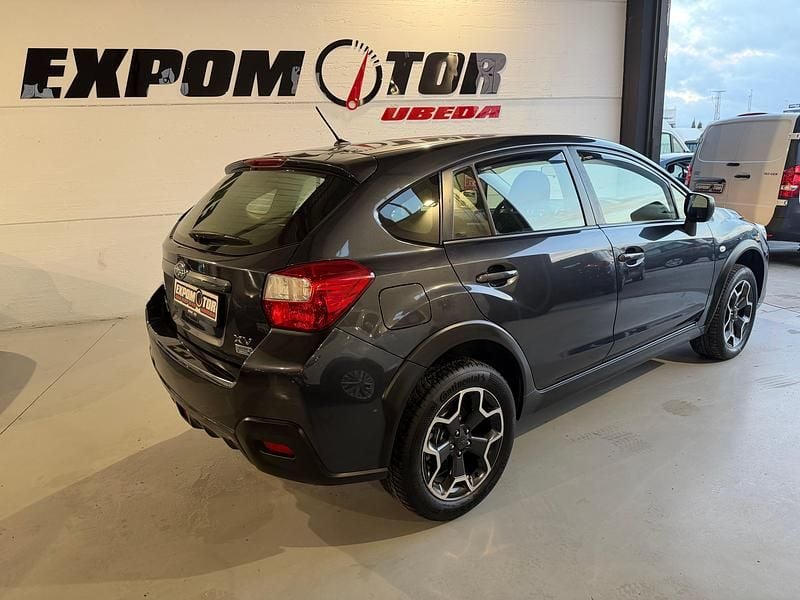 Usado Subaru XV 147 CV (108 kW) 2013 Negro SUV