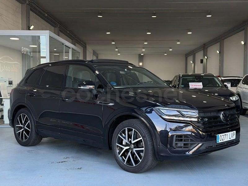 Usado VW Touareg R 462 CV (339 kW) 2021 Negro SUV