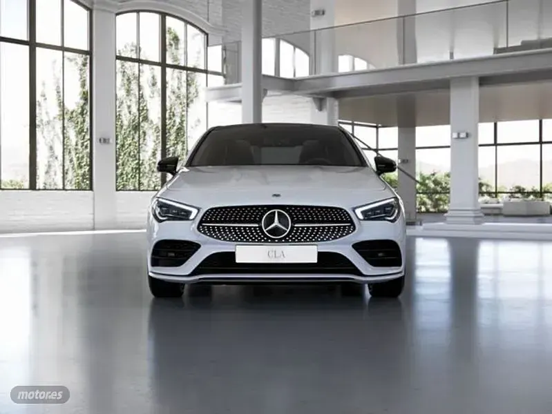 Usado Mercedes CLA250e 217 CV (159 kW) 2023 Blanco Coupe