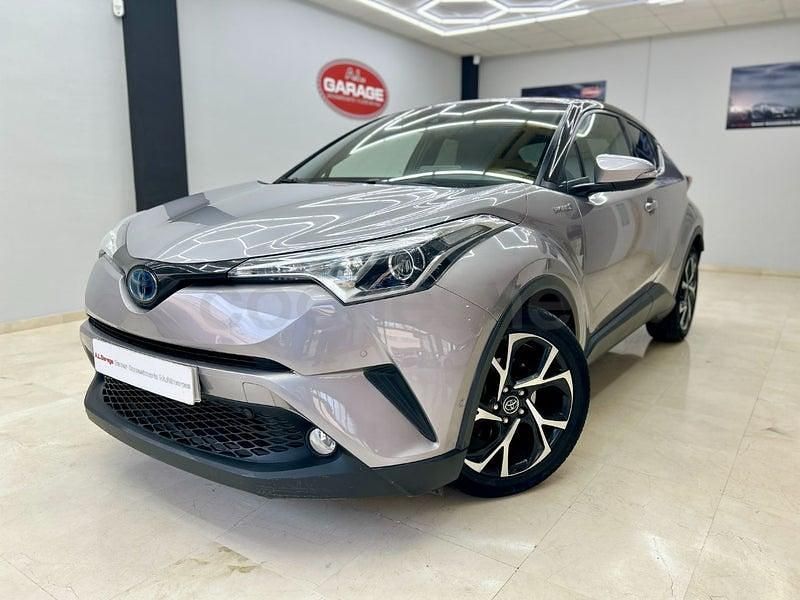 Usado Toyota C-HR Advance 122 CV (89 kW) 2020 Gris / plata SUV