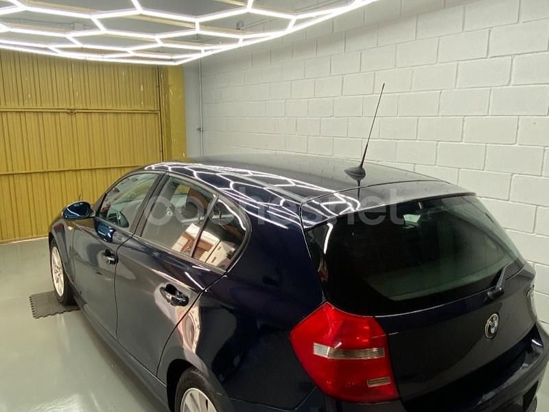 Usado BMW 118 143 CV (105 kW) 2007 Azul Utilitario