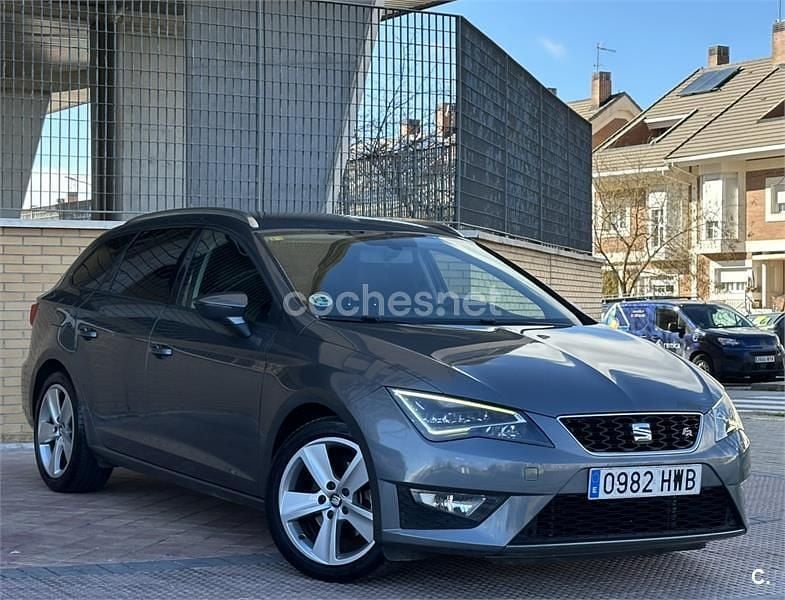Gris / plata Usado 2015 Seat Leon FR Familiar | 10.990 € (Buen precio) - Imagen 1/4