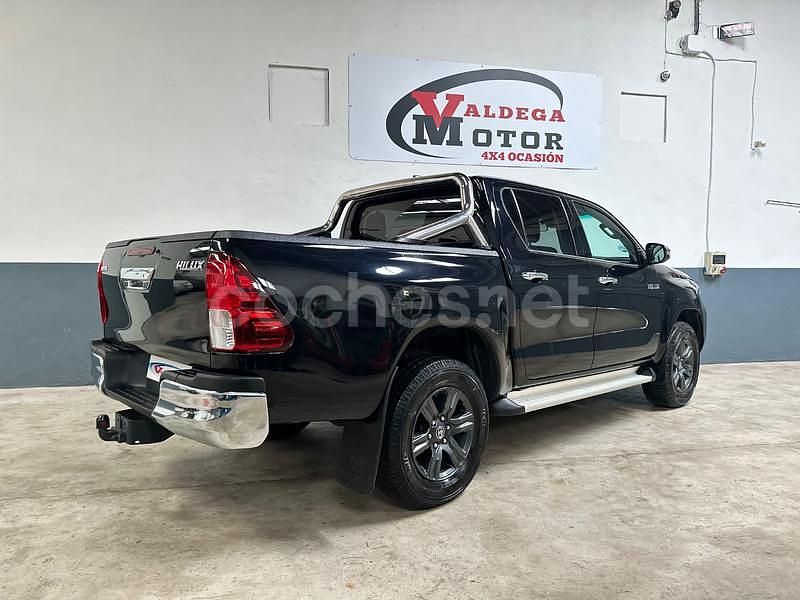 Usado Toyota HiLux 204 CV (150 kW) 2023 Negro Recogida