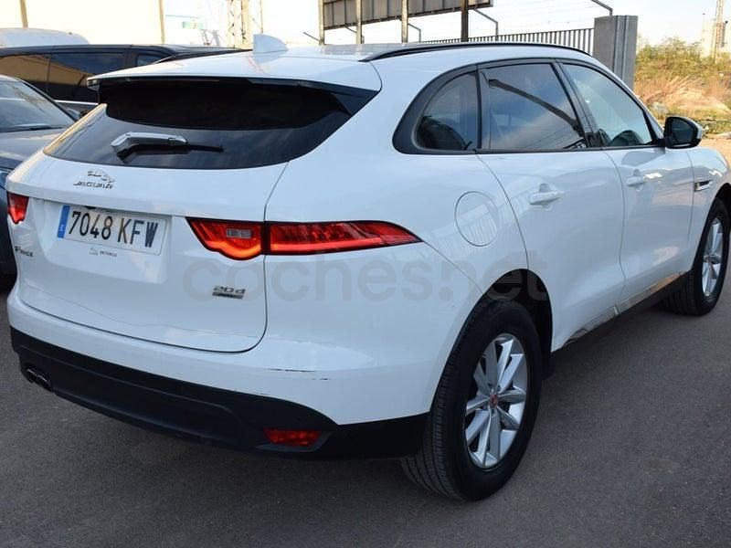 Usado Jaguar F-Pace Portfolio 180 CV (132 kW) 2018 Blanco SUV