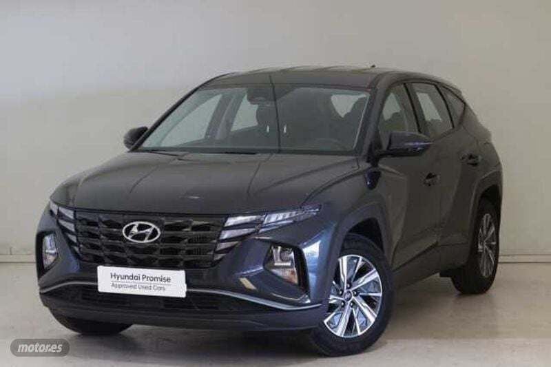 Shimmering silver/dark knigh Usado 2022 Hyundai Tucson SUV | 26.368 € (Un poco caro) - Imagen 1/4