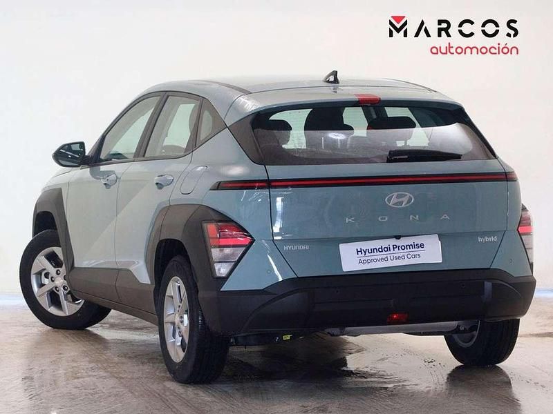 Usado Hyundai Kona 129 CV (94 kW) 2025 Verde SUV