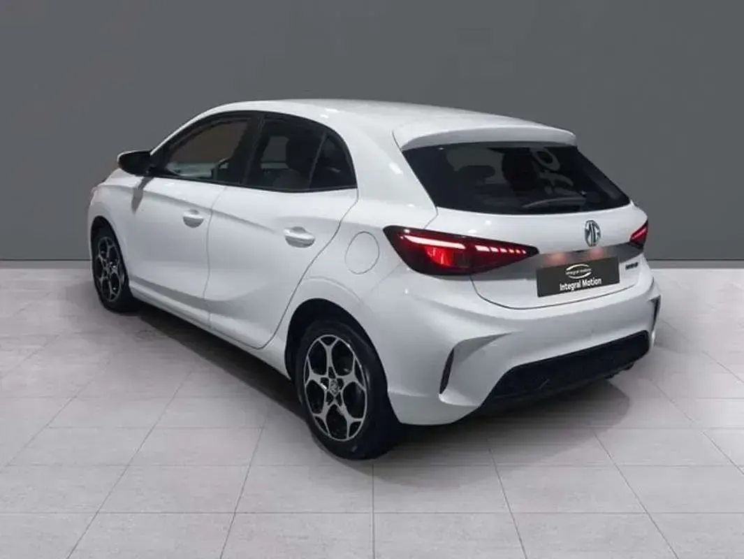 Usado MG MG3 Comfort 116 CV (85 kW) 2025 Blanco Utilitario