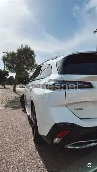Begagnad Peugeot 308 SW GT 225 HK (165 kW) 2022 Vit Kombi