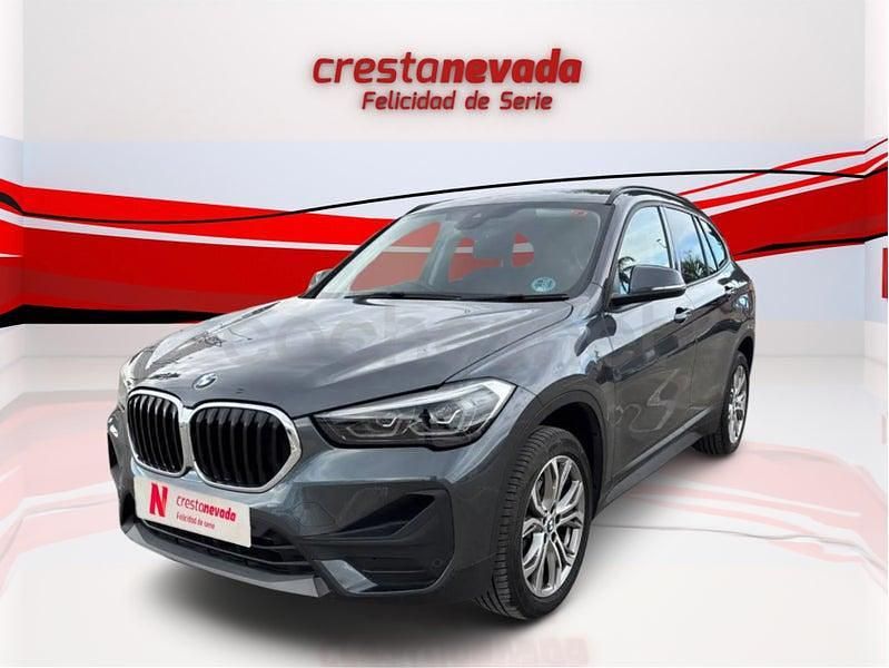 Usado BMW X1 Comfort Edition 136 CV (100 kW) 2021 Gris / plata SUV