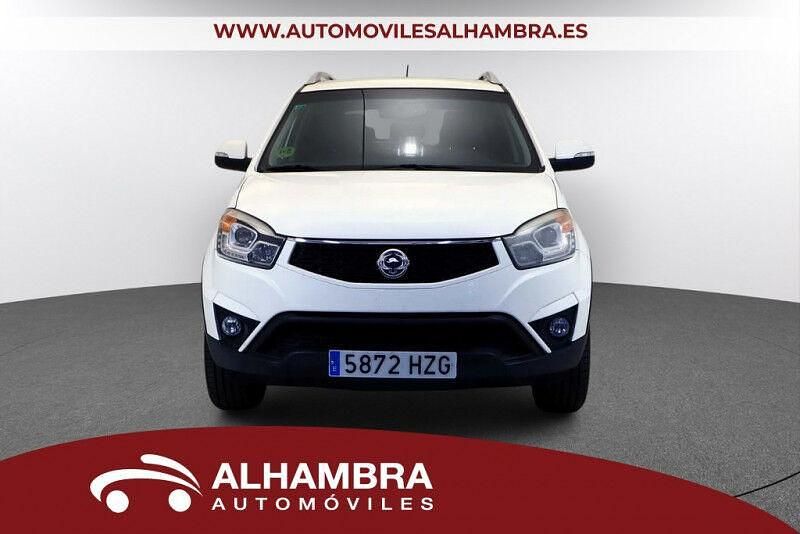 Usado Ssangyong (KGM) Korando Limited 175 CV (128 kW) 2014 Blanco SUV