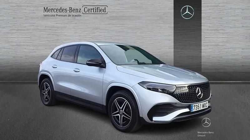 Begagnad Mercedes EQA250+ 139 kW (190 HK) 2024 Grå SUV