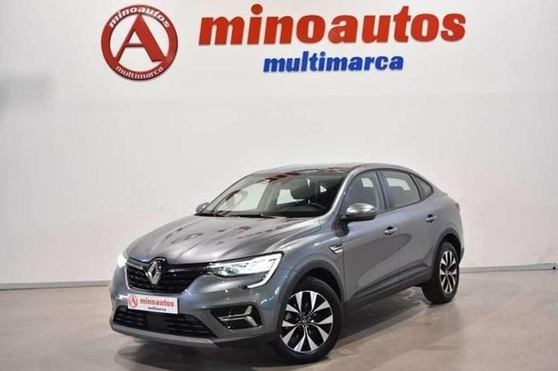 Usado Renault Arkana Business 141 CV (103 kW) 2022 Gris SUV