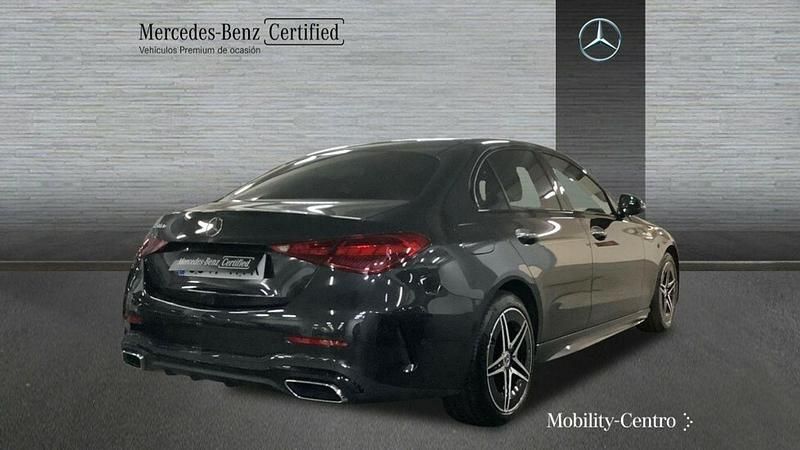 Usado Mercedes C300 312 CV (229 kW) 2024 Gris grafito Berlina