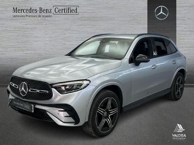 Usado Mercedes GLC300e 333 CV (244 kW) 2024 Plata hightech
