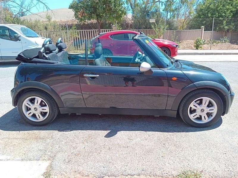 Negro Usado 2006 Mini One Cabriolet Descapotable | 6299 € (Buen precio) - Imagen 1/4