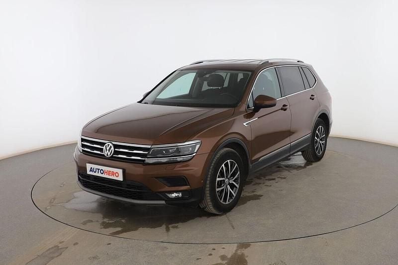 Usado VW Tiguan Allspace Advance 150 CV (110 kW) 2018 Marrón SUV
