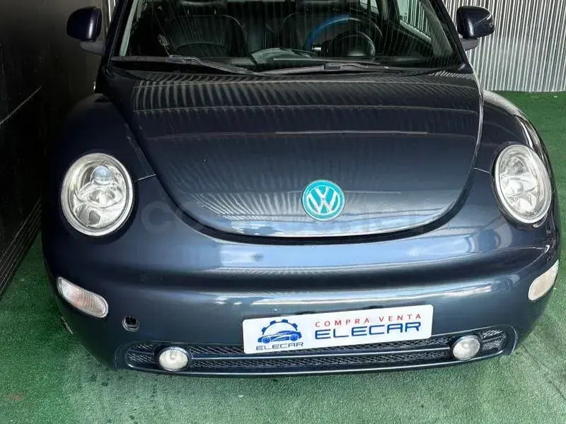 Usado VW New Beetle 90 CV (66 kW) 1999 Azul Utilitario