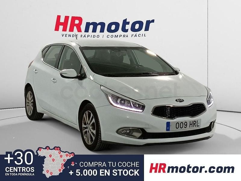 Blanco Usado 2013 Kia Ceed GT Berlina | 10.110 € (Precio justo) - Imagen 1/4