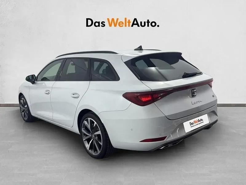 Begagnad Seat Leon FR 150 HK (110 kW) 2025 Vit Kombi