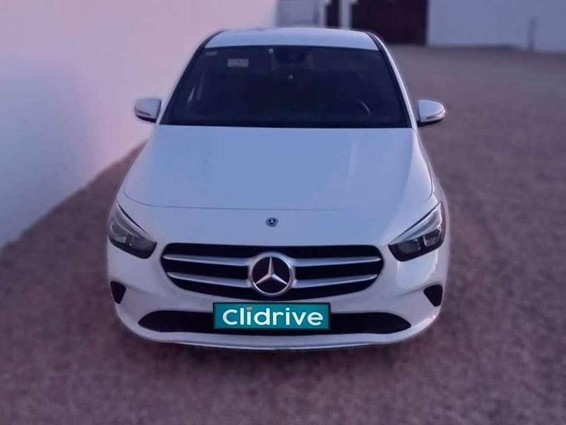 Usado Mercedes B180 116 CV (85 kW) 2020 Blanco Monovolumen