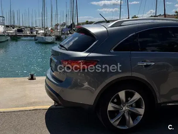 Usado Infiniti QX70 Premium 390 CV (286 kW) 2015 Gris / plata SUV