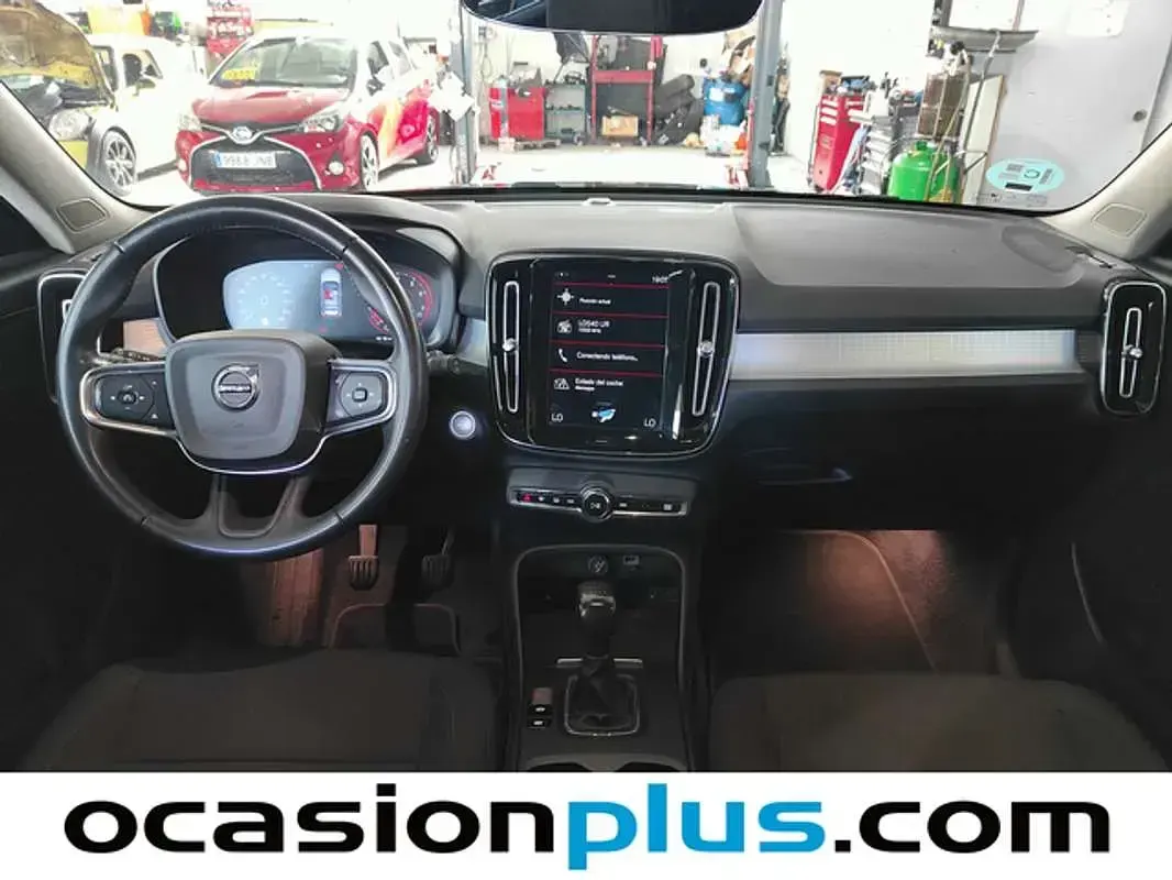 Usado Volvo XC40 Business Edition 163 CV (119 kW) 2021 Negro SUV