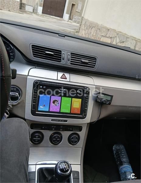 Usado VW Passat Advance 140 CV (102 kW) 2008 Gris / plata Familiar