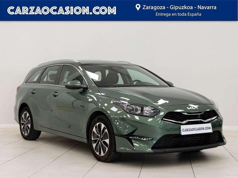Usado Kia Ceed 101 CV (74 kW) 2024 Verde Utilitario