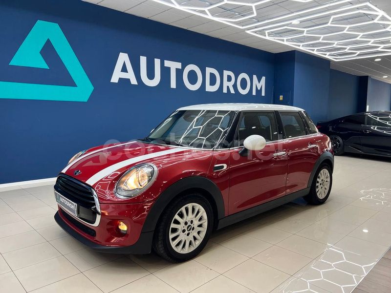 Rojo Usado 2015 Mini Cooper D Utilitario | 17.990 € (Caro) - Imagen 1/4